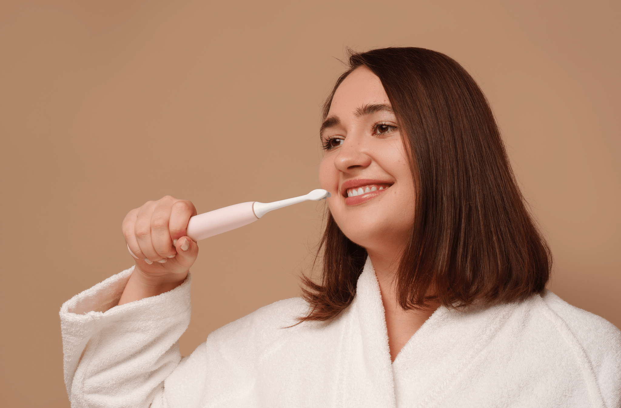 Can You Use an Electric Toothbrush with Braces? - Diamond Braces