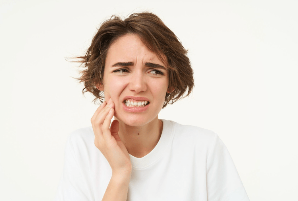 How Do I Stop Grinding Teeth? Causes, Signs, and Solutions - Diamond Braces