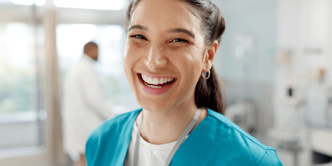 Permanent Retainer vs Removable Retainer: What’s the Difference? - Diamond Braces