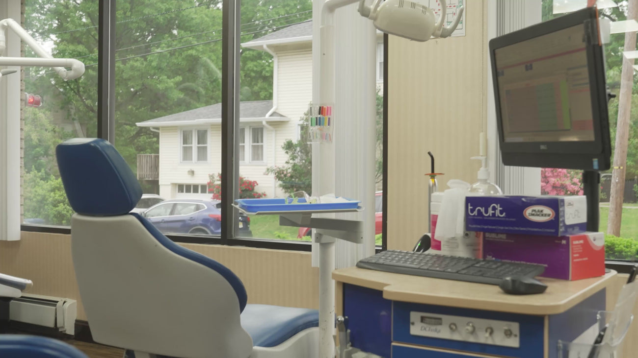Image of the inside of a Diamond Braces dental clinic with a big window letting in natural light. 